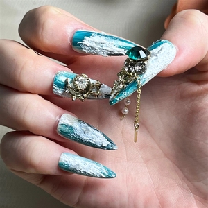 Uñas postizas de acrílico góticas vintage hechas a mano, largas, estilo ataúd, con caja de lujo para arte de uñas. - Product Image 2