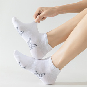 Men's Ankle Socks Cotton Breathable Mesh Solid Color Summer Casual Daily Wear Black Dark Gray Green Fluorescent Green Light - Product Image 4