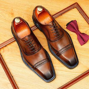 Zapatos Derby de Alta Gama, Totalmente Equipados, Hechos de Cuero Vacuno, con Cordones Estilo Inglés y Hebillas Planas, Aptos para Hombres - Product Image 1