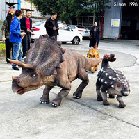 Dinosaure robot interactif Falcosaurus grandeur nature, technologie IA avancée, mouvements et sons réalistes, en métal, éducatif pour enfants, pour l'intérieur