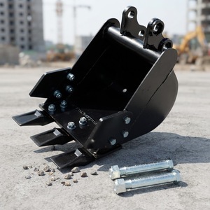 Livraison Gratuite – Godets d'Excavatrice Étroits 200-300mm pour <span class=keywords><strong>Mini</strong></span>-Chargeuses Compactes, Godets Trapézoïdaux Inclinables pour Nivellement et Tamisage – En Stock - Product Image 1