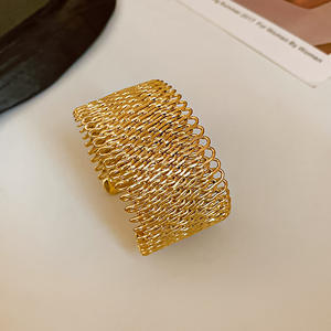 Brazalete Abierto de Metal Estilo Europeo y Americano BZ254, Brazalete de Alta Gama - Product Image 5