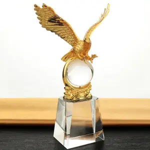 定制雕刻标志批发金属奖杯动物和斑块树脂奖玻璃Mdals水晶奖杯