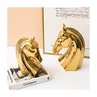 Décoration d'animaux en céramique de luxe léger Tête de cheval créative Porche doux Étude Bureau Table Artisanat Décoration intérieure