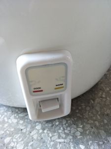 Olla arrocera comercial blanca <span class=keywords><strong>el</strong></span>éctrica para servir a grupos de personas Cocinar y cocinar al vapor y sopa caliente Gachas de arroz Olla arrocera de cocina OEM - Product Image 4