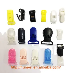 Eco-friendly POM/PP Plastic suspender clips Infant pacifier nipples holder plastic pacifier clips