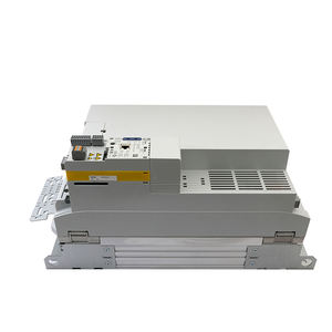 Nuevo Servoaccionamiento Lenze Original E84AVSCE3034VB0, Inversor de Frecuencia E84AVHCE5524SB0 16896152 16628434 13721684 E70ACMDE0104SA2ETR - Product Image 1