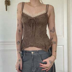 Camisola de encaje marrón para mujer, sexy, estilo retro, con tirantes finos, bajo irregular y detalle de lazo, ideal para el verano y salidas nocturnas. - Product Image 4