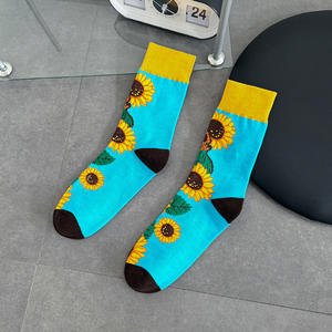 ถุงเท้าผ้าฝ้ายพิมพ์ลายสีน้ำมันสไตล์สปอร์ตลายดอกไม้ยืดหยุ่นและระบายอากาศได้ดี - Product Image 4