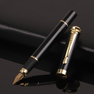 Pluma estilográfica de metal de negocios al por mayor-Negro con punta dorada Logotipo personalizado Promocional - Product Image 4