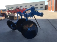Cultivateur agricole à 2 disques de 8 à 15 CV, tracteur à chenilles avec boîte de vitesses et moteur, motoculteur rotatif pour un travail de terrain efficace