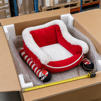 Lit de Noël en peluche YAOYUE pour animaux de compagnie, canapé pour chien et chat en fausse fourrure rouge avec motif flocon de neige et coussin amovible