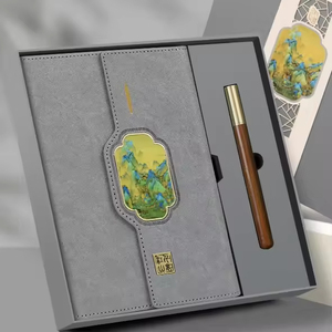 Ensemble cadeau de carnets en cuir PU A5 personnalisés promotionnels, lot de carnets avec stylet pour les nouvelles idées de produits 2025 - Product Image 6