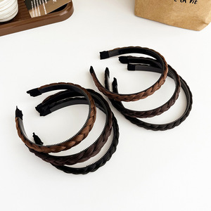 Diadema de dientes antideslizante Diseño de trenza de espina de pescado Diadema de plástico oscuro Estilos personalizados Accesorios para el cabello de lujo diario - Product Image 2