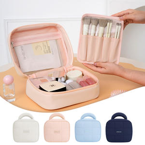 Operador <span class=keywords><strong>de</strong></span> comercio electrónico profesional Bolsas <span class=keywords><strong>de</strong></span> cosméticos esenciales Estuches Producto óptimo Poliéster portátil Excelente dominio del inglés - Product Image 5