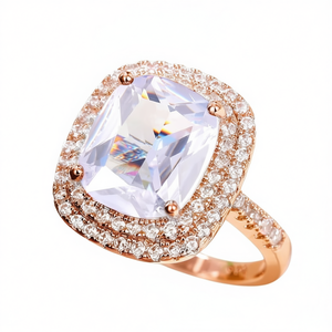 Bague cocktail pour femme en alliage plaqué or rose avec pierre blanche de laboratoire taille coussin et sertissage pavé, style glamour pour fiançailles Q190 - Product Image 1