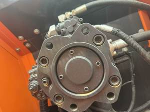 Excavadora sobre orugas Doosan DX225 usada, 1 año de garantía, alta potencia de excavación, capacidad de cubo de 1,27 M, los componentes del núcleo incluyen motor - Product Image 2