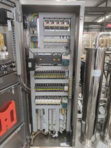 Machine professionnelle de génération d'eau pure 220V pour hémodialyse pompe de dialyse rénale composants de noyau de moteur PLC garantie de 1 an - Product Image 5