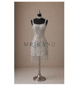 Elegante Vestido de Noche de Satén y Seda con Pedrería Hecha a Mano y Adornos de Lujo, Vestido Largo para Bodas - Product Image 1