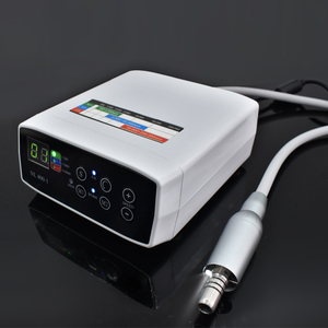 Motore Elettrico Dentale Brushless con Manipolo LED Tipo E e Spray Interno Compatibile con Contrangolo 1:1/1:5 - Product Image 3