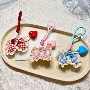 Mengda dolci accessori a quadri con fiocco in pizzo, portachiavi in pizzo, portachiavi con ciondolo a forma di cuore per ragazza. - Product Image 1
