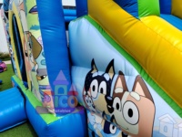 Château gonflable coloré sur le thème des chiots de dessin animé avec une seule glissière pour les jeux d'enfants en intérieur et en extérieur