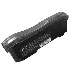 Sensor láser de triangulación clase 1 LV-S63 para detección de desalineación - Product Image 1