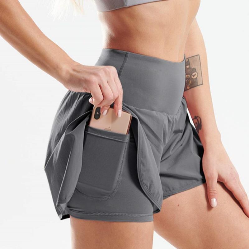 สีเทาเข้ม