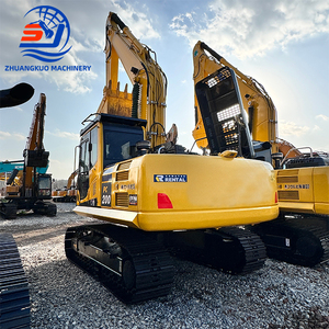 Excavatrice sur chenilles d'occasion Komatsu PC200 à faible cylindrée et haute vitesse, à vendre, y compris une benne de terrassement et un marteau briseur - Product Image 3