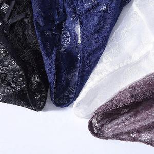 Nouveautés : Culotte string sexy à fesses ouvertes pour jeunes femmes matures, avec bas. - Product Image 4