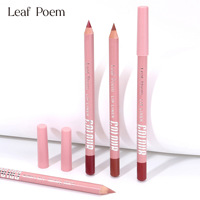 Crayon à lèvres rose crémeux vegan mat longue tenue, résistant à l'eau, anti-transfert et anti-bavures, pour marques privées