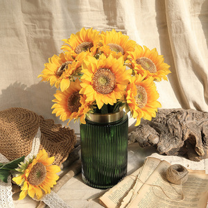 Fleur de tournesol artificielle en soie, branche unique, décoration intérieure, accessoires de mariage, photographie en extérieur - Product Image 2