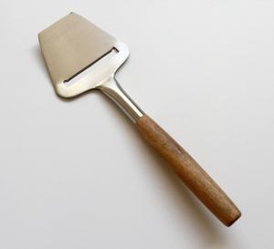 Set di utensili da cucina in acciaio inossidabile prezzo all'ingrosso coltelli da formaggio tagliere con coltello con manico in legno - Product Image 6