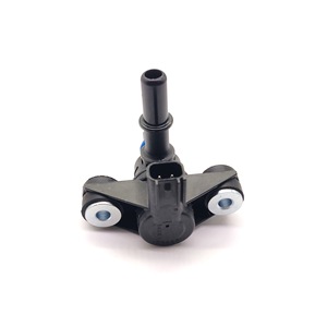 Válvula Solenoide de Carbón Activado Ford AU5A-9G866-AB 12V para Control de Gas en Automóviles - Product Image 2