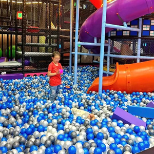Parque de Trampolines Interior de Plástico Colorido para Niños, Protección para Áreas de Juego Comerciales en China - Product Image 3
