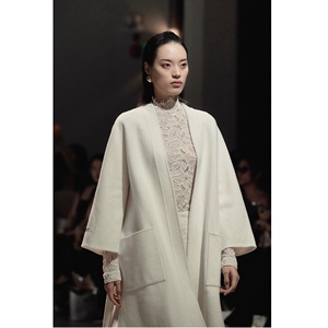 คอลเลคชั่นใหม่ เสื้อกล้ามผู้หญิง ODM GISELLE TOP 59 ซม. สีดำ สีขาว เนื้อผ้ามันเงา เป็นมิตรกับสิ่งแวดล้อม ไม่หดตัว เสื้อกล้ามผู้หญิง - Product Image 5