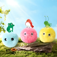 Jouet interactif pour chat en peluche, balle couineuse avec sons d'animaux, LED lumineuse, à gravité, durable, rechargeable avec herbe à chat, pour intérieur/extérieur