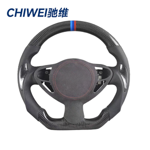 Volant en fibre de carbone forgé pour Nissan 370Z Nismo Z34, moyeu à dégagement rapide et design de course à fond plat - Product Image 4
