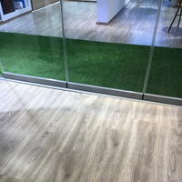 Estilo plegable deslizante utilitario con cerradura lateral Puerta de patio de vidrio sin marco