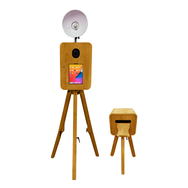 18.5 Inches Screen Wood Color DSLR Camera Photo Booth for Party Photobooth Wedding Wood Vintage Photo Booth Price