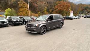 Voitures d'occasion à vendre : <span class=keywords><strong>Dodge</strong></span> Grand <span class=keywords><strong>Caravan</strong></span> SE Plus 4 portes Mini-Van Turbo Cuir Foncé ACC R20, Modèle 2020, Qualité Supérieure, Meilleur <span class=keywords><strong>Prix</strong></span>, Vente en Gros - Product Image 6