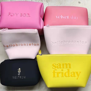 Túi Đựng Đồ Trang Điểm Du Lịch Chống Nước Cỡ Lớn Tùy Chỉnh Túi & Hộp Đựng Mỹ Phẩm <span class=keywords><strong>Neoprene</strong></span> Màu Hồng Có Khóa Kéo Bằng Nhựa Resin - Product Image 6