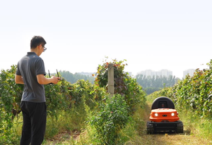 Robot agricole <span class=keywords><strong>autonome</strong></span> <span class=keywords><strong>électrique</strong></span>, <span class=keywords><strong>pulvérisateur</strong></span> sur chenilles pour vergers, machine pour l'agriculture - Product Image 4