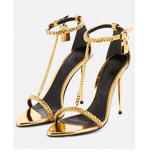 Sandales à talons hauts pour femmes - Or, à bride cheville, bout ouvert, chaîne métallique, bout pointu - Product Image 1