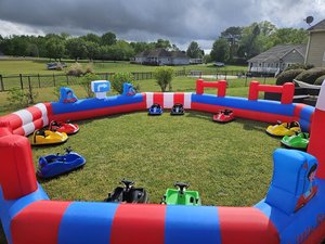 Piste <span class=keywords><strong>de</strong></span> course gonflable rouge et bleue en PVC pour enfants et événements, château gonflable, arène <span class=keywords><strong>de</strong></span> voitures tamponneuses gonflable - Product Image 6