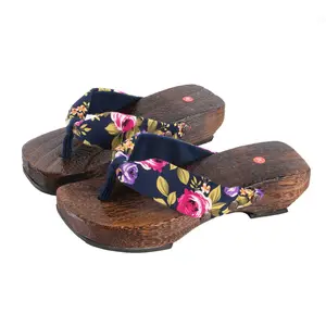 New Japanese Indoor Wooden Clog Slippers For Ladies Flip-flops Japanese Flat-soled Clog Slippers