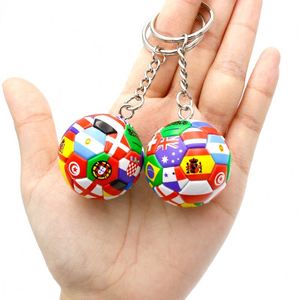 Porte-clés promotionnels miniatures créatifs en forme de ballon de football - Cadeau et souvenir, pendentif porte-clés ballon de match - Product Image 3