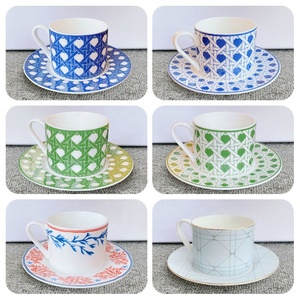 Ensemble de 2 tasses à café et à thé en porcelaine de luxe pour cadeau - Product Image 5