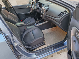 Vehículos Chinos de <span class=keywords><strong>Segunda</strong></span> <span class=keywords><strong>Mano</strong></span> Más Baratos, Kia Forte 2009 2012 2013 2014 2016 2020 2021 2022 2023, Autos Sedán Usados de Gasolina en Venta - Product Image 6