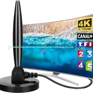 <span class=keywords><strong>Antenne</strong></span> <span class=keywords><strong>TV</strong></span> DVB-T2 numérique magnétique <span class=keywords><strong>Antenne</strong></span> DTMB intérieure/extérieure pour voiture avec alimentation USB Réception VHF/UHF 3M/5M Plastique SMA - Product Image 1